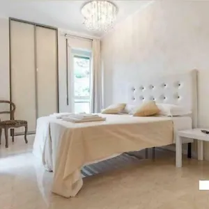 Let's Go To Bed and breakfast Roma